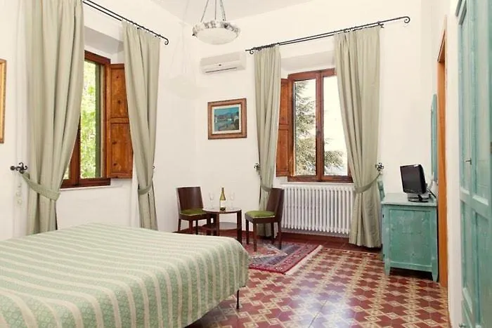 Hotel Villa Porta All'Arco Volterra 3*,  Italia